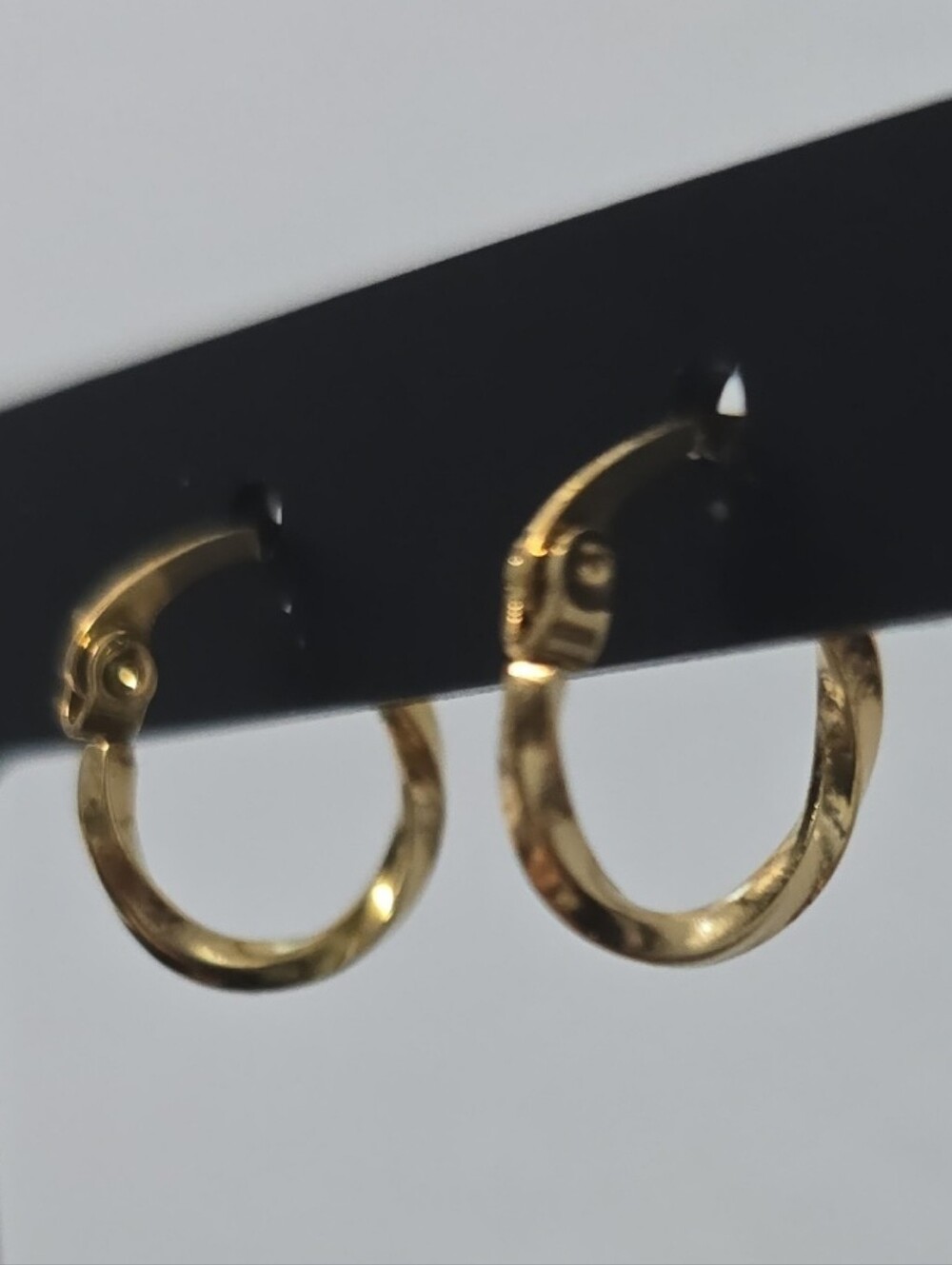 18k Yellow Gold Filled Huggie Hoop Earrings